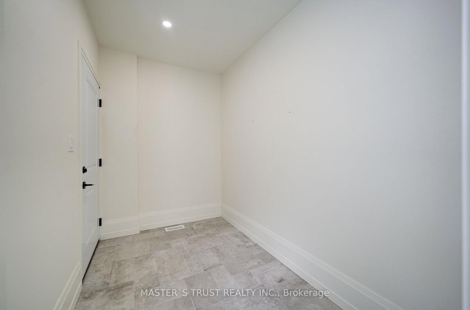1109 2nd Line • Innisfil, ON photo 26