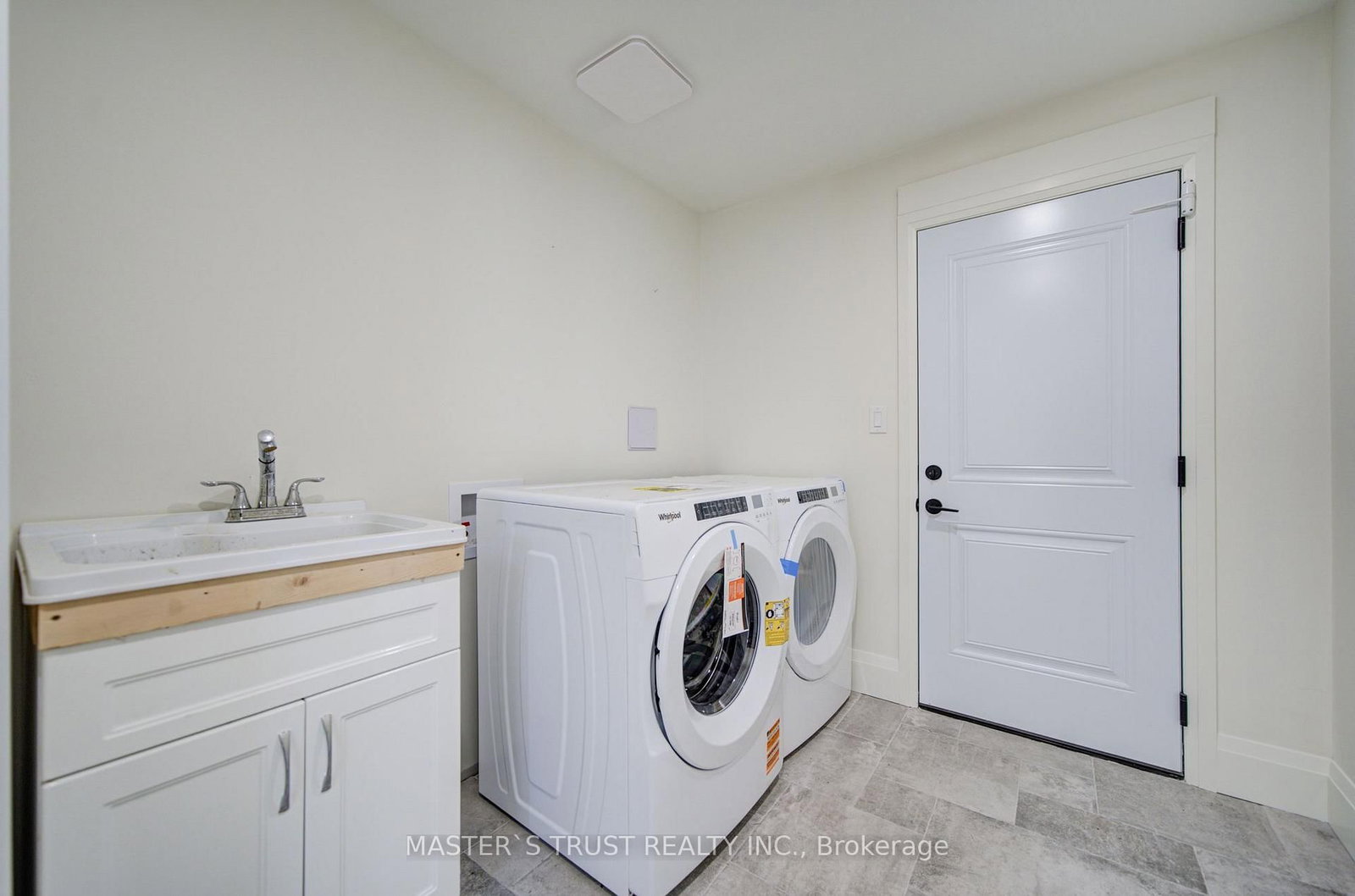 1109 2nd Line • Innisfil, ON photo 28