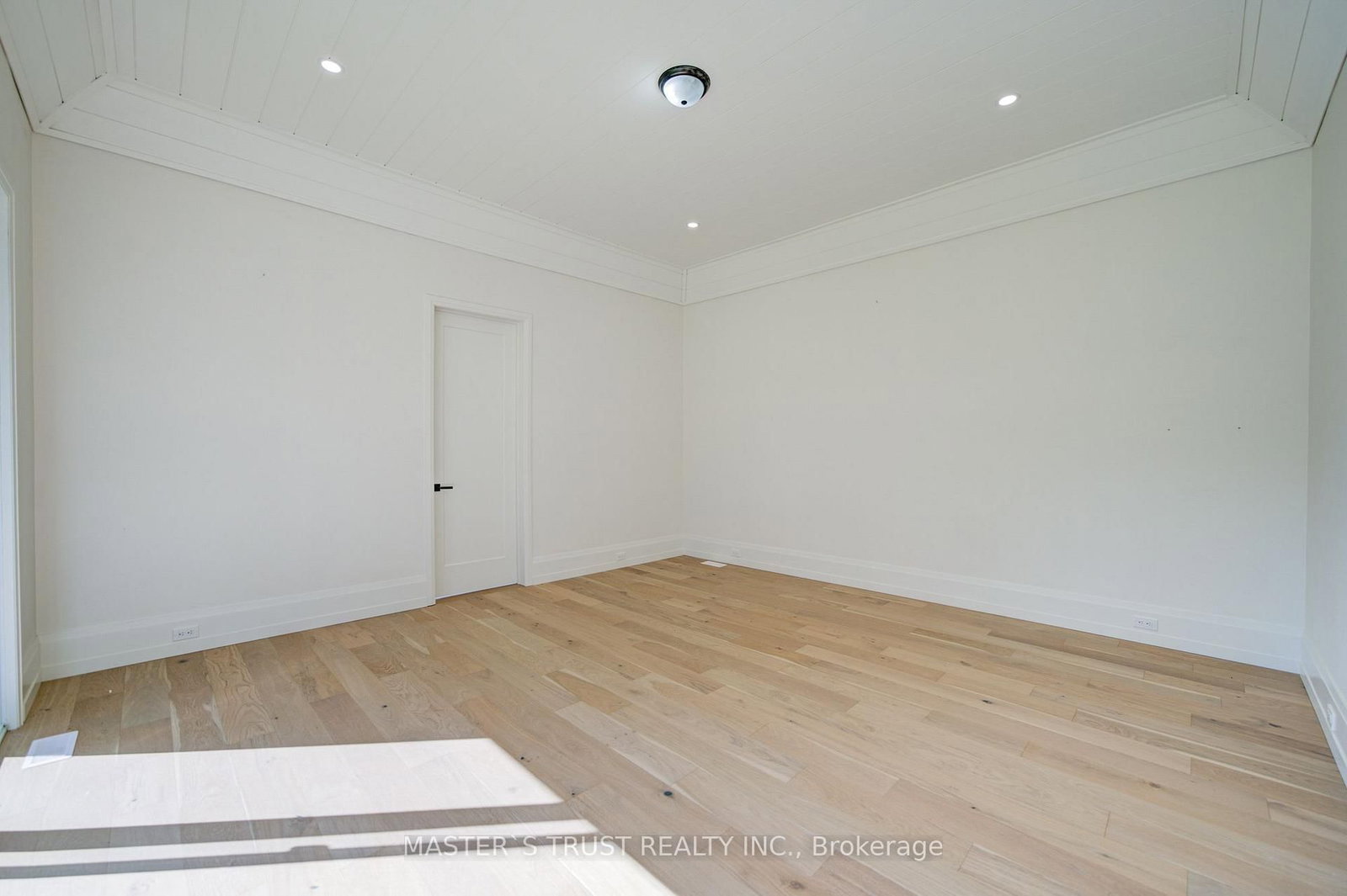 1109 2nd Line • Innisfil, ON photo 37