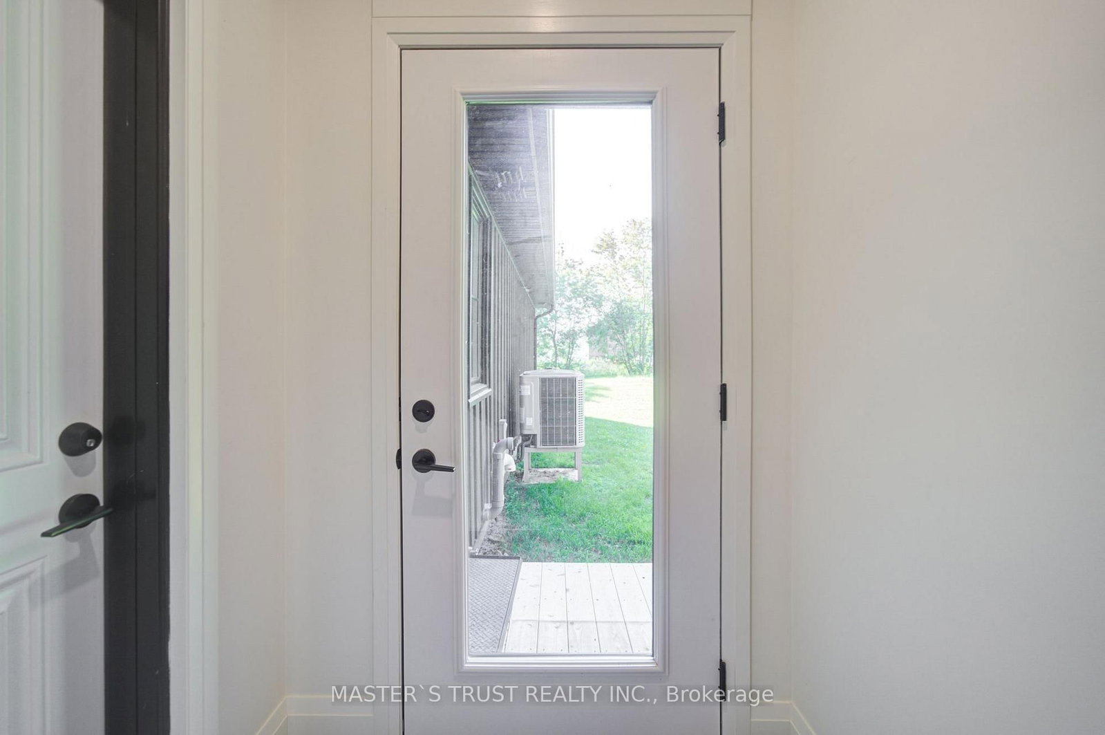 1109 2nd Line • Innisfil, ON photo 38