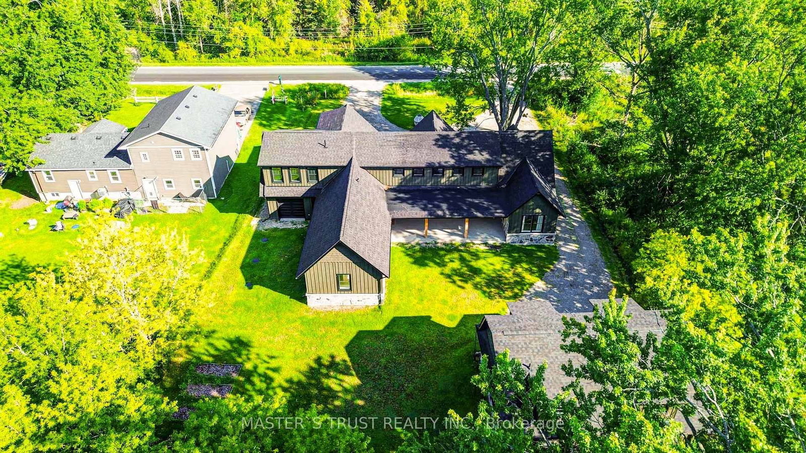 1109 2nd Line • Innisfil, ON photo 47