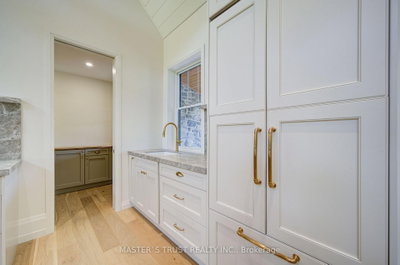 1109 2nd Line • Innisfil, ON photo 5