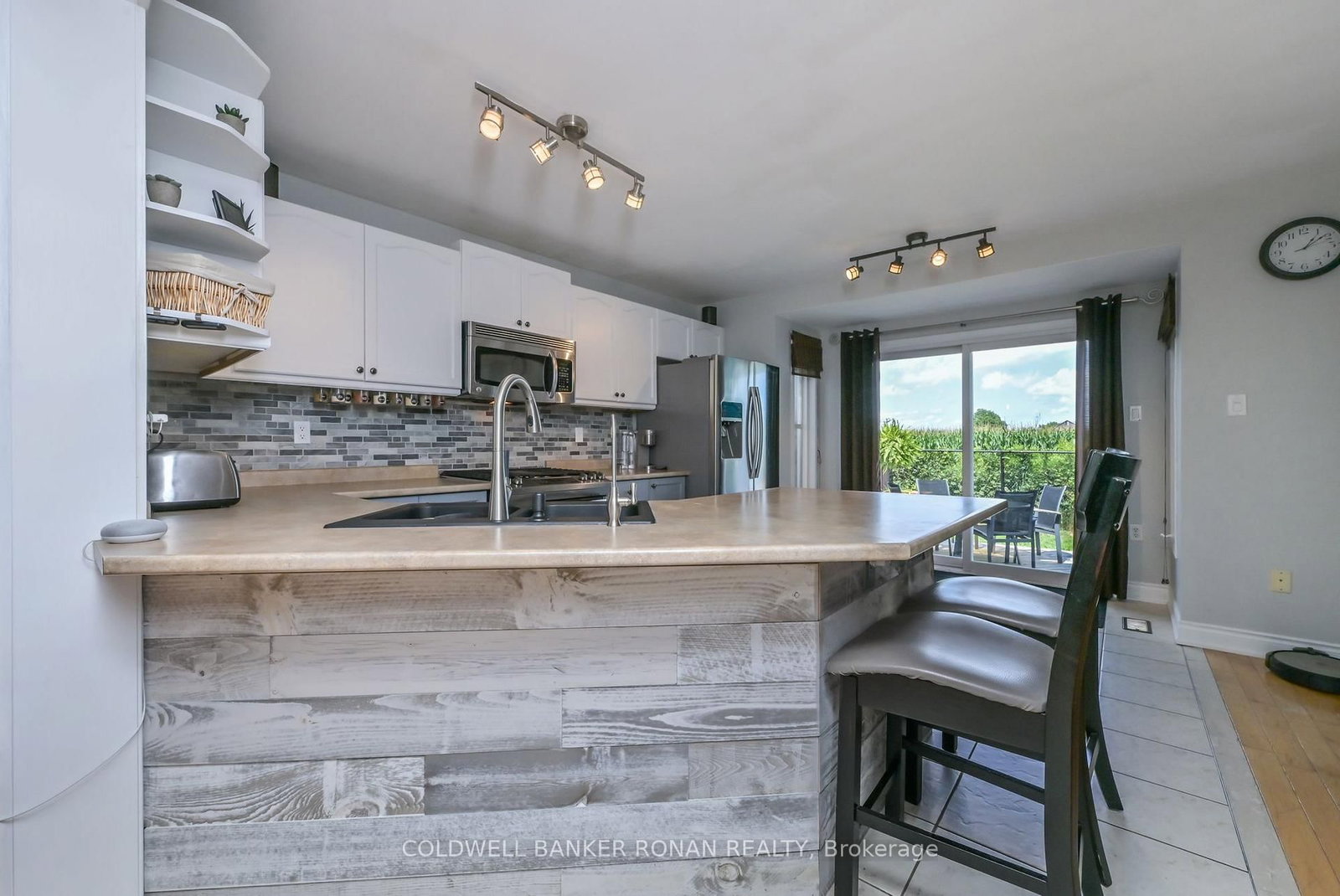 Detached House for sale at 20 John W Taylor Avenue, New Tecumseth, Ontario, L9R 0B3 - Alliston - MLS: N13701774