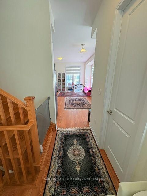 64 Seine Lane E