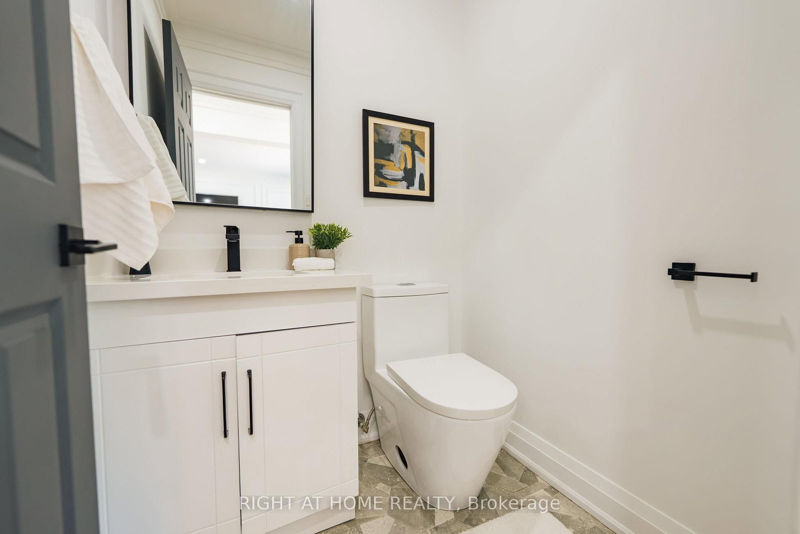 2266 Taylorwoods Blvd, Innisfil, view 8