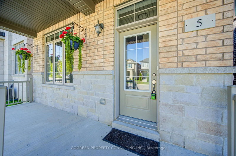 5 Applegate Drive