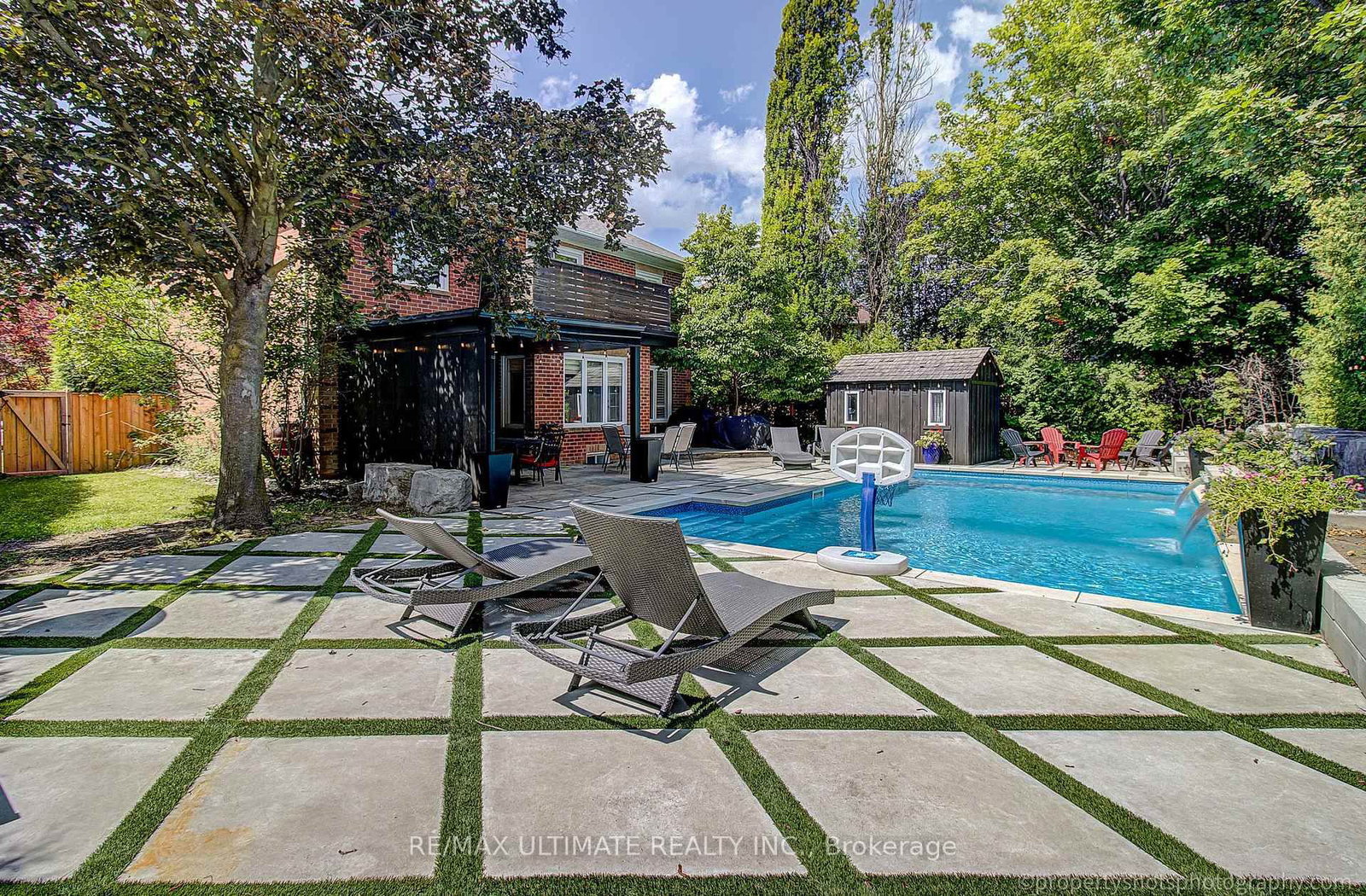 351 Fairway Gardens • Newmarket, ON photo 25