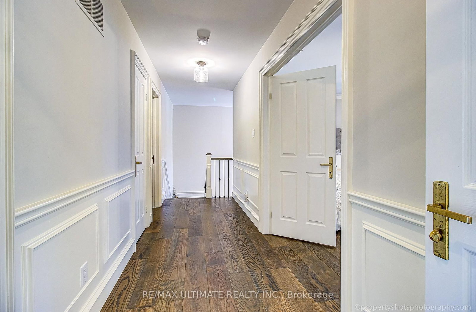 351 Fairway Gardens • Newmarket, ON photo 26