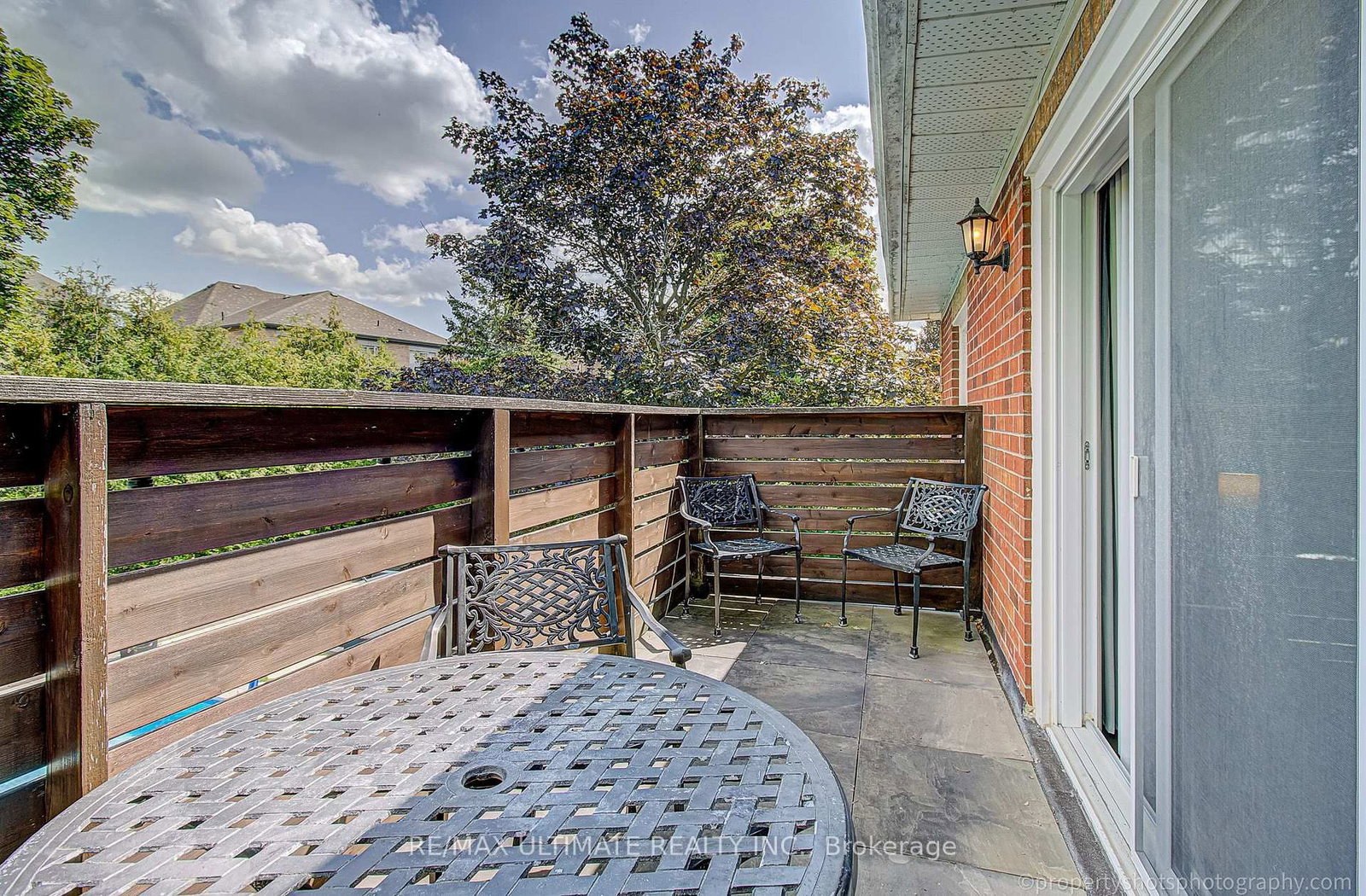 351 Fairway Gardens • Newmarket, ON photo 35