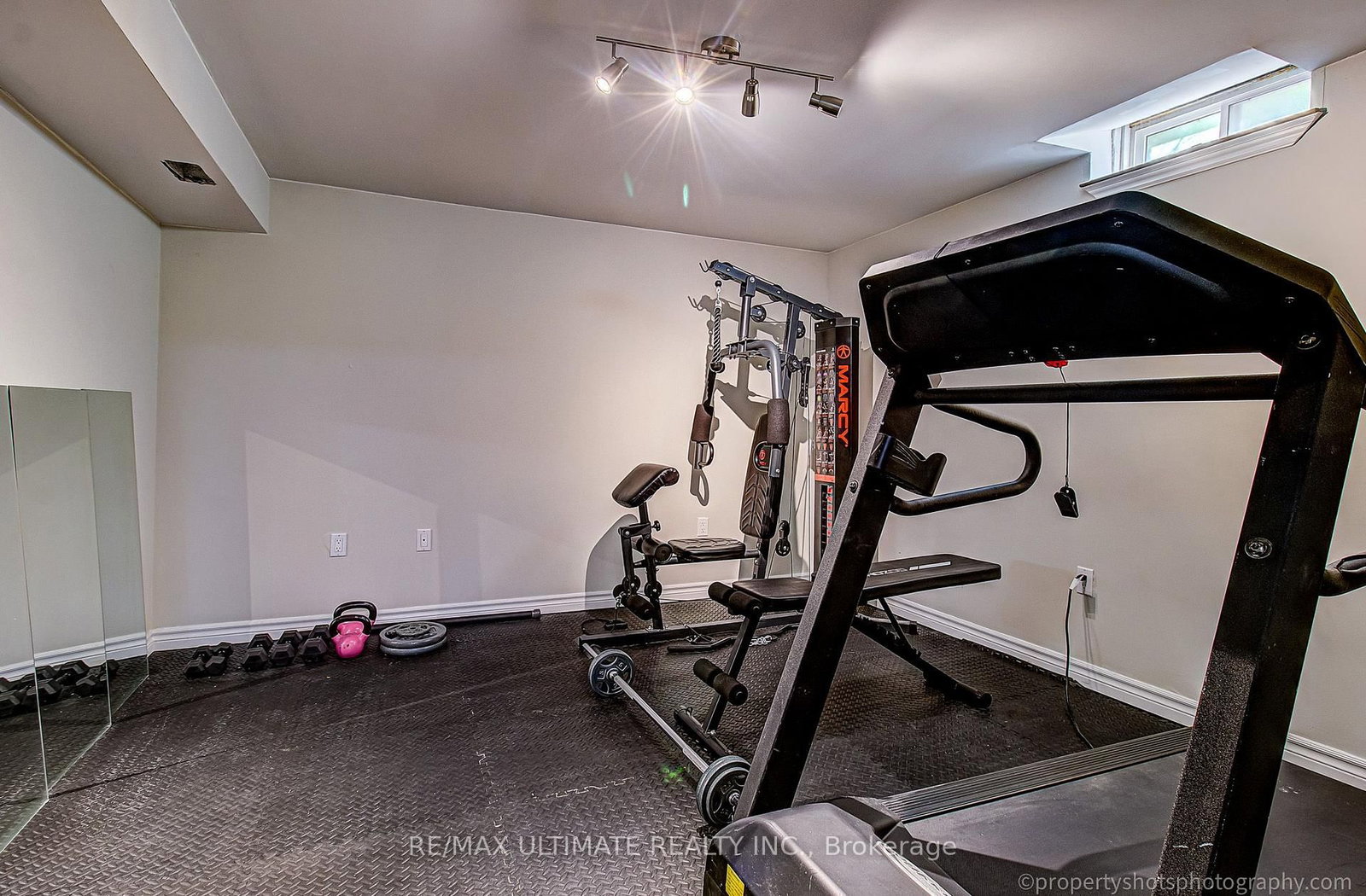 351 Fairway Gardens • Newmarket, ON photo 40