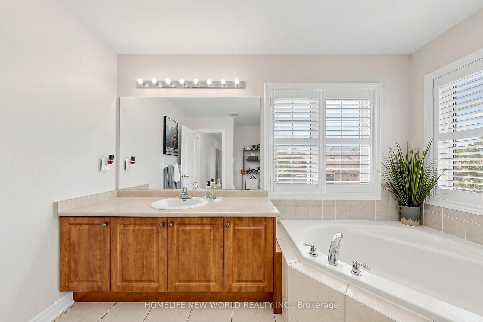 2 Lucida Court • Whitchurch-Stouffville, ON photo 24