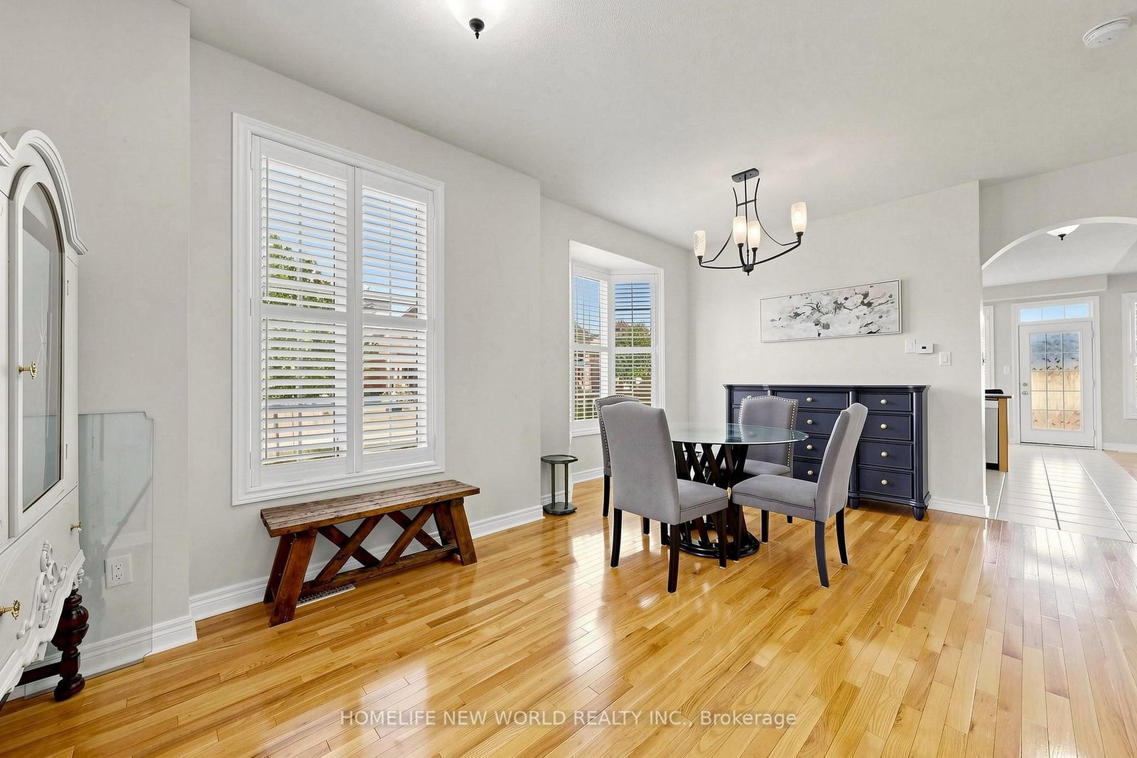 2 Lucida Court • Whitchurch-Stouffville, ON photo 5