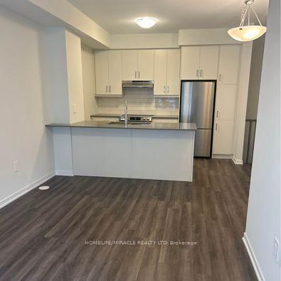 39 Honeycrisp Crescent • #81 • Vaughan, ON photo 3