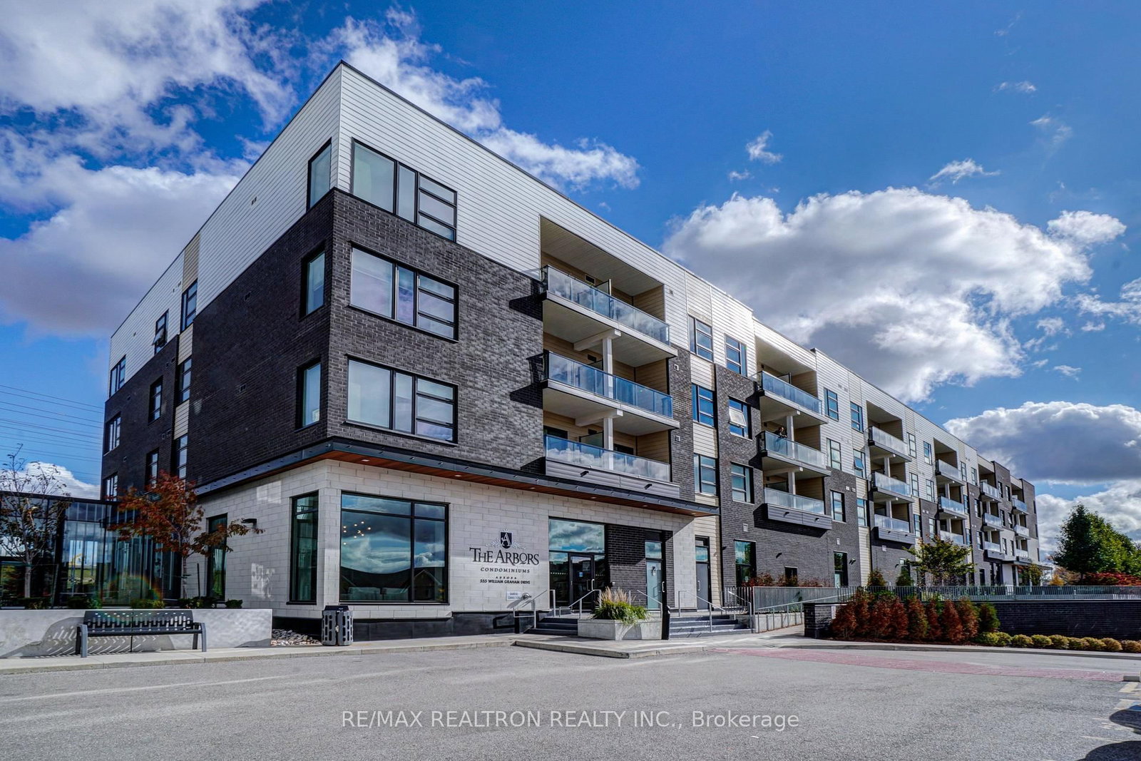 555 William Graham Drive • #PH446 • Aurora, ON photo 1