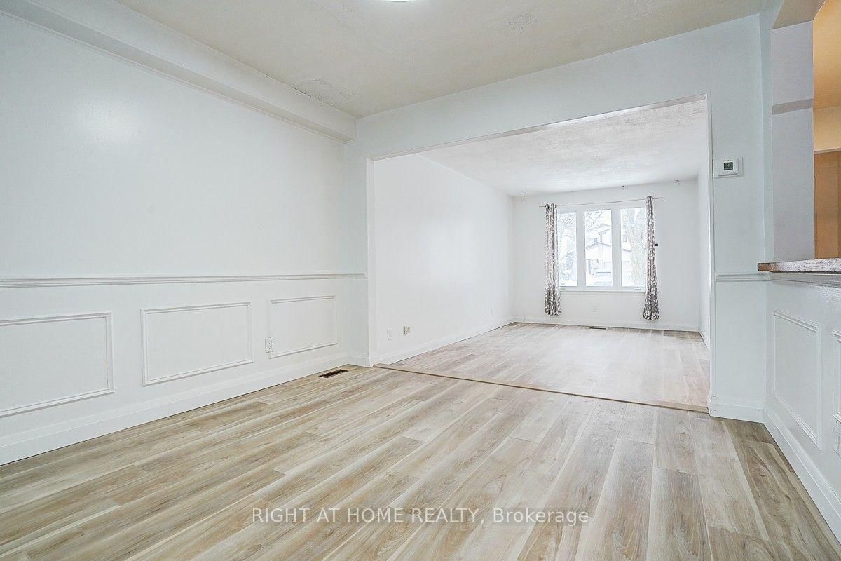 35 Snowshoe Crescent - Photo 39