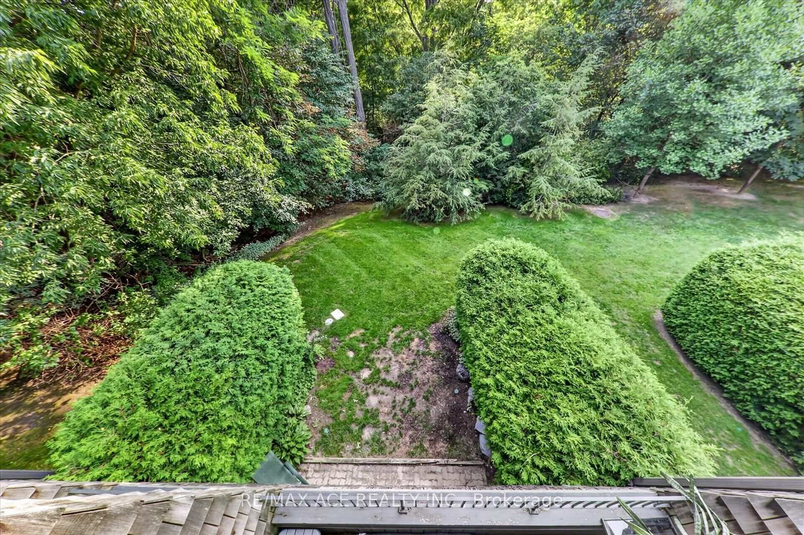 65 Cricklewood Crescent • Markham, ON photo 18