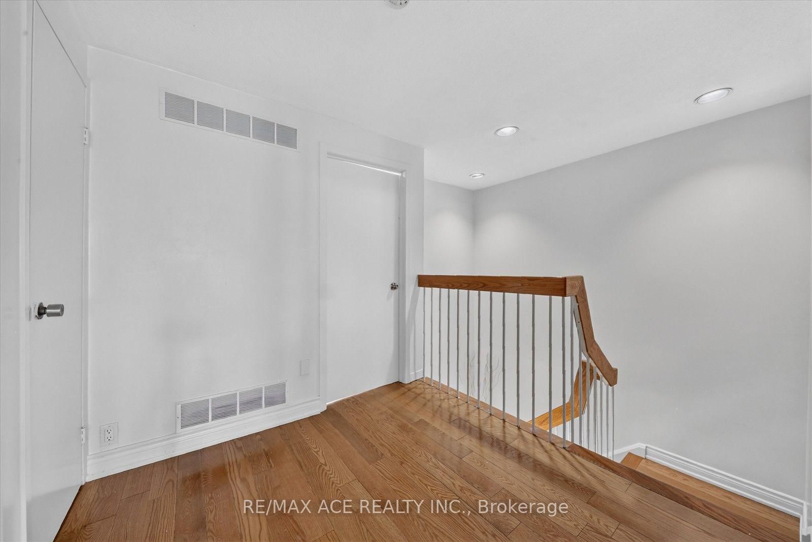 65 Cricklewood Crescent • Markham, ON photo 21