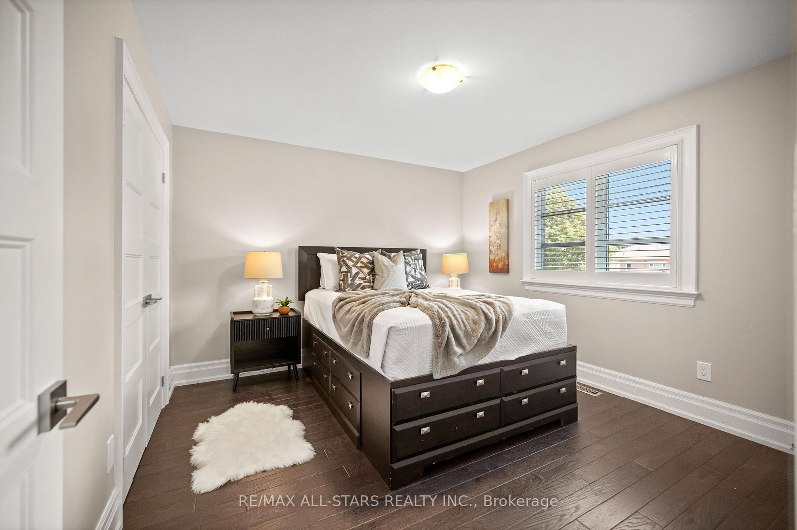 139 Rhodes Circle • Newmarket, ON photo 28