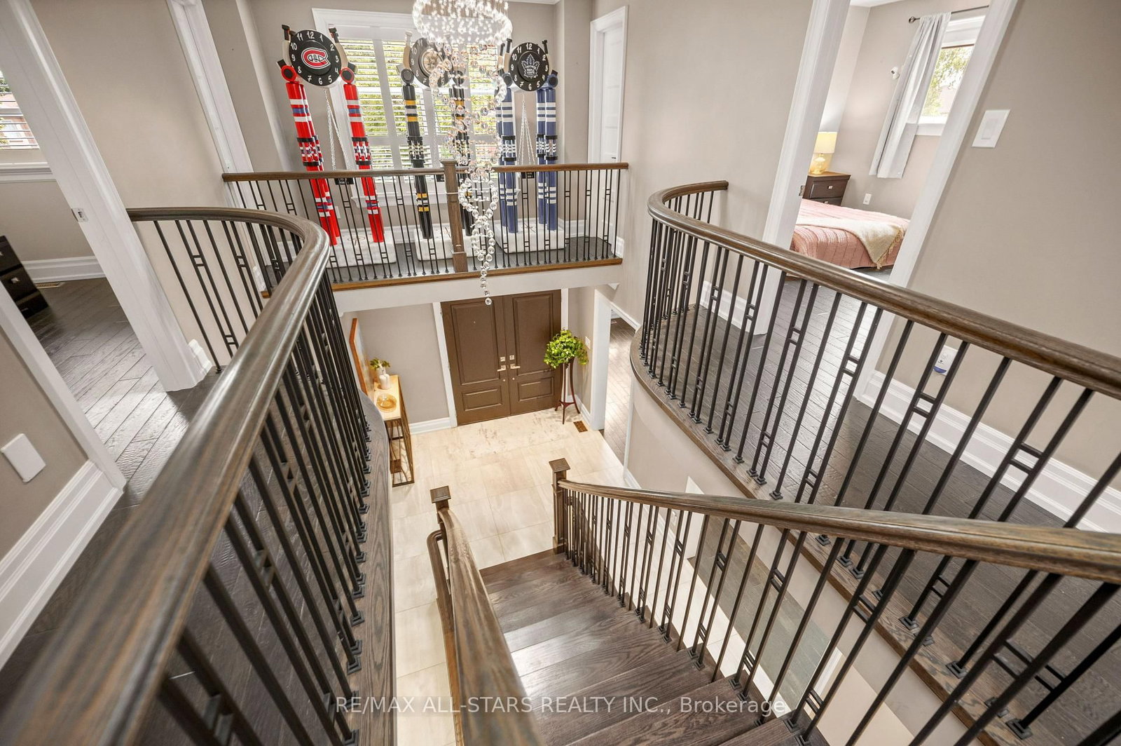 139 Rhodes Circle • Newmarket, ON photo 32