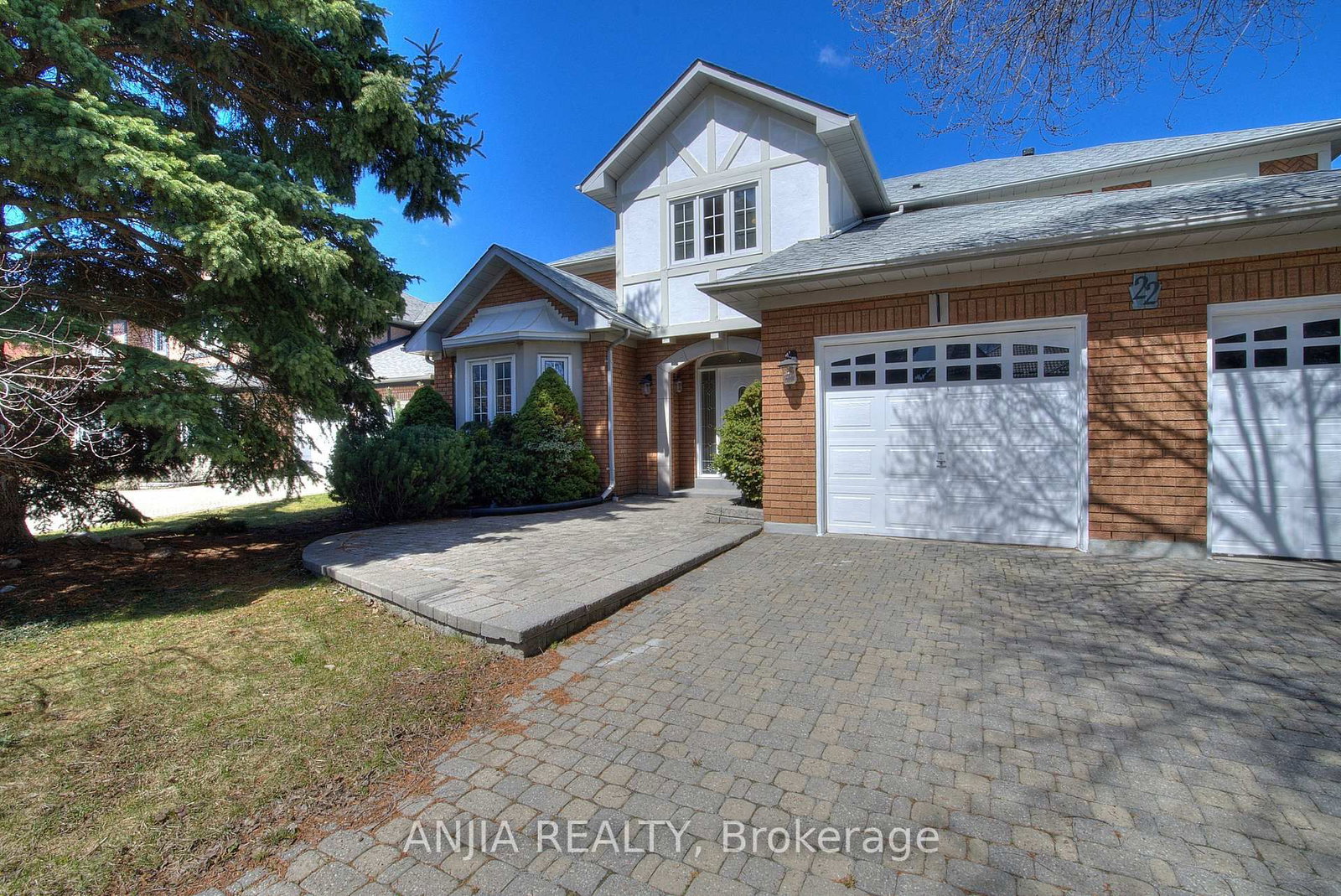 22 Chiltern Hill • Richmond Hill, ON photo 19
