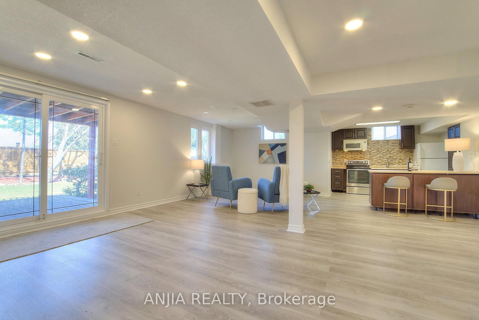 22 Chiltern Hill • Richmond Hill, ON photo 29