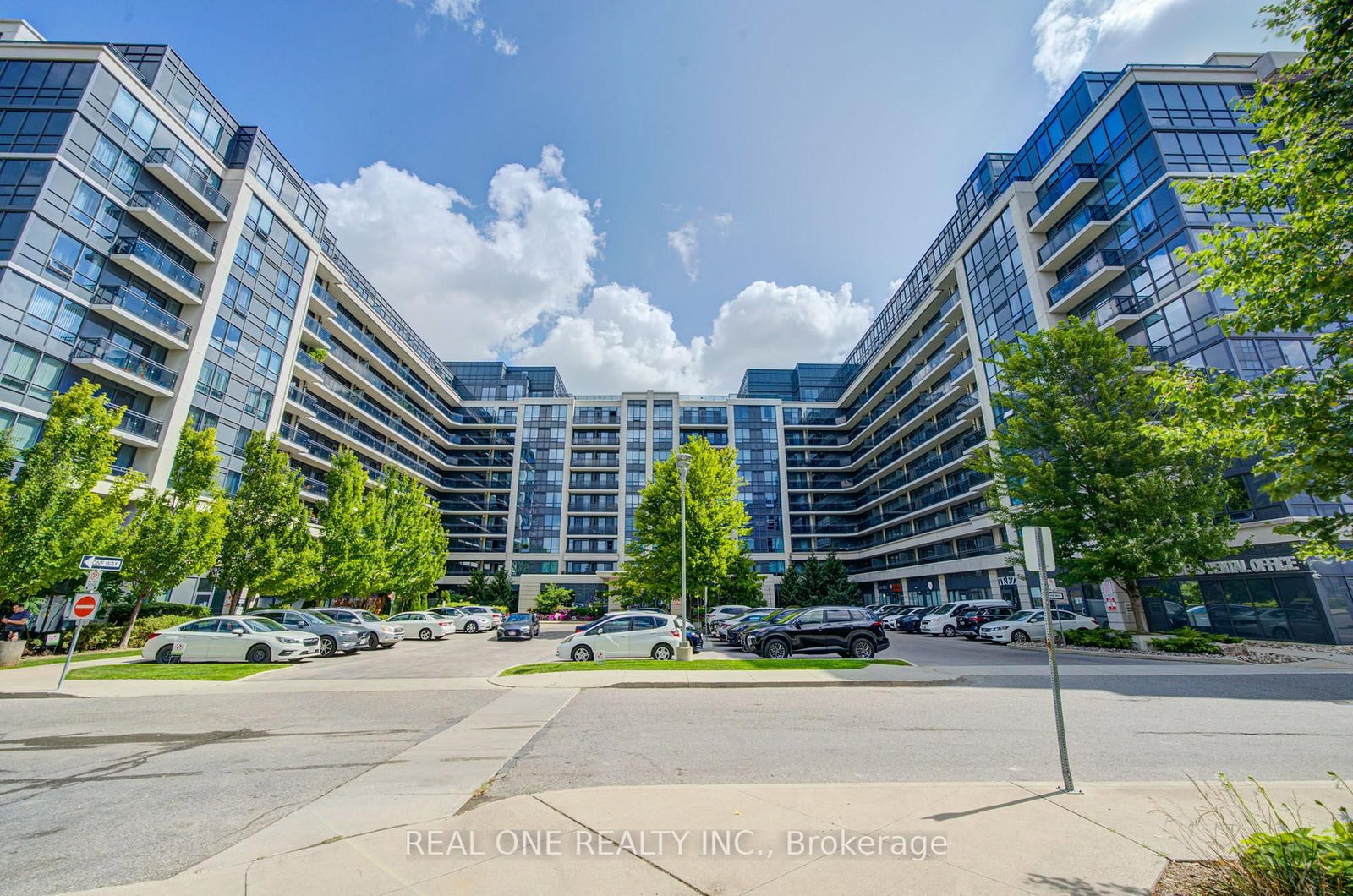 372 Highway 7 E Way • #707 • Richmond Hill, ON photo 2