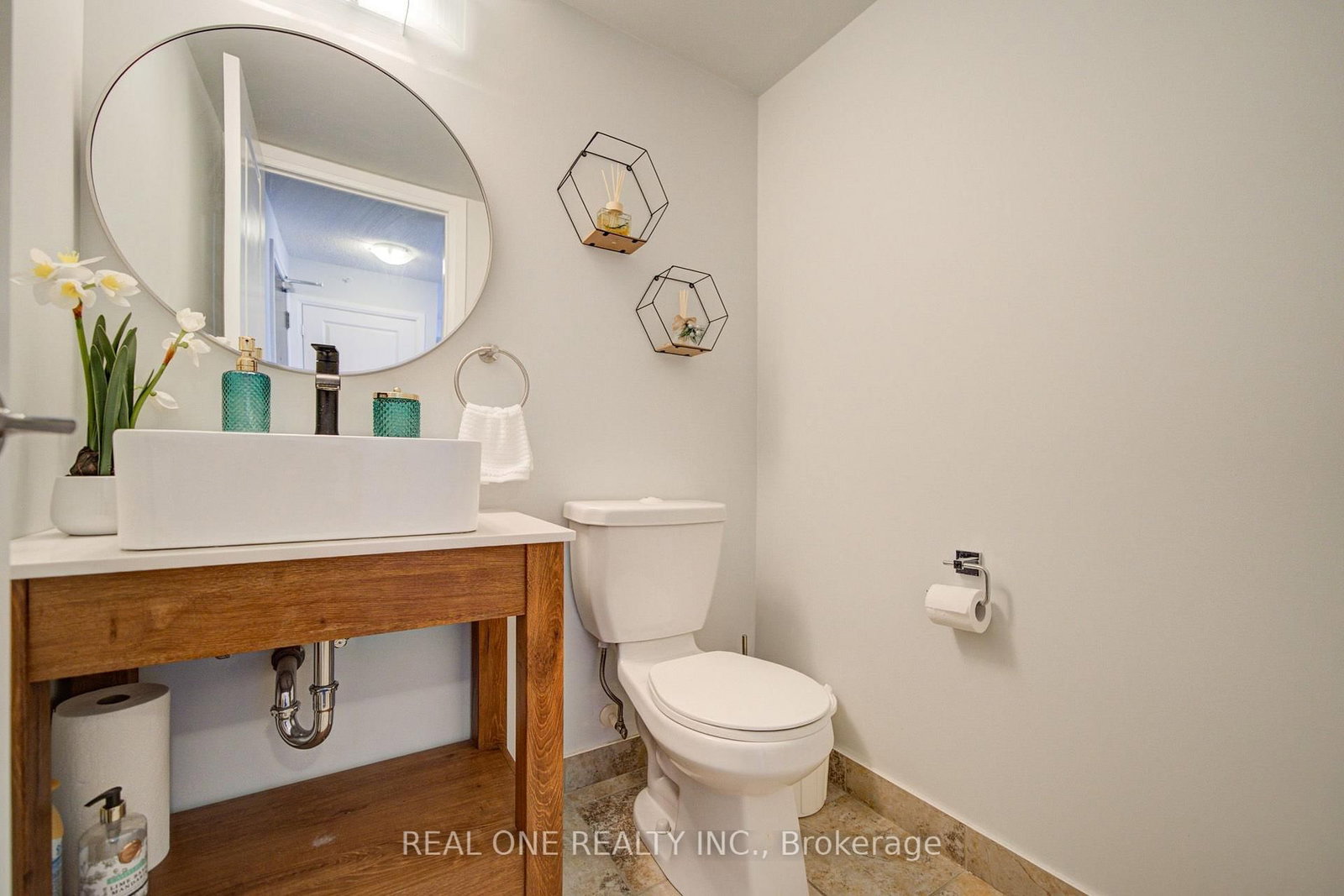 372 Highway 7 E Way • #707 • Richmond Hill, ON photo 9