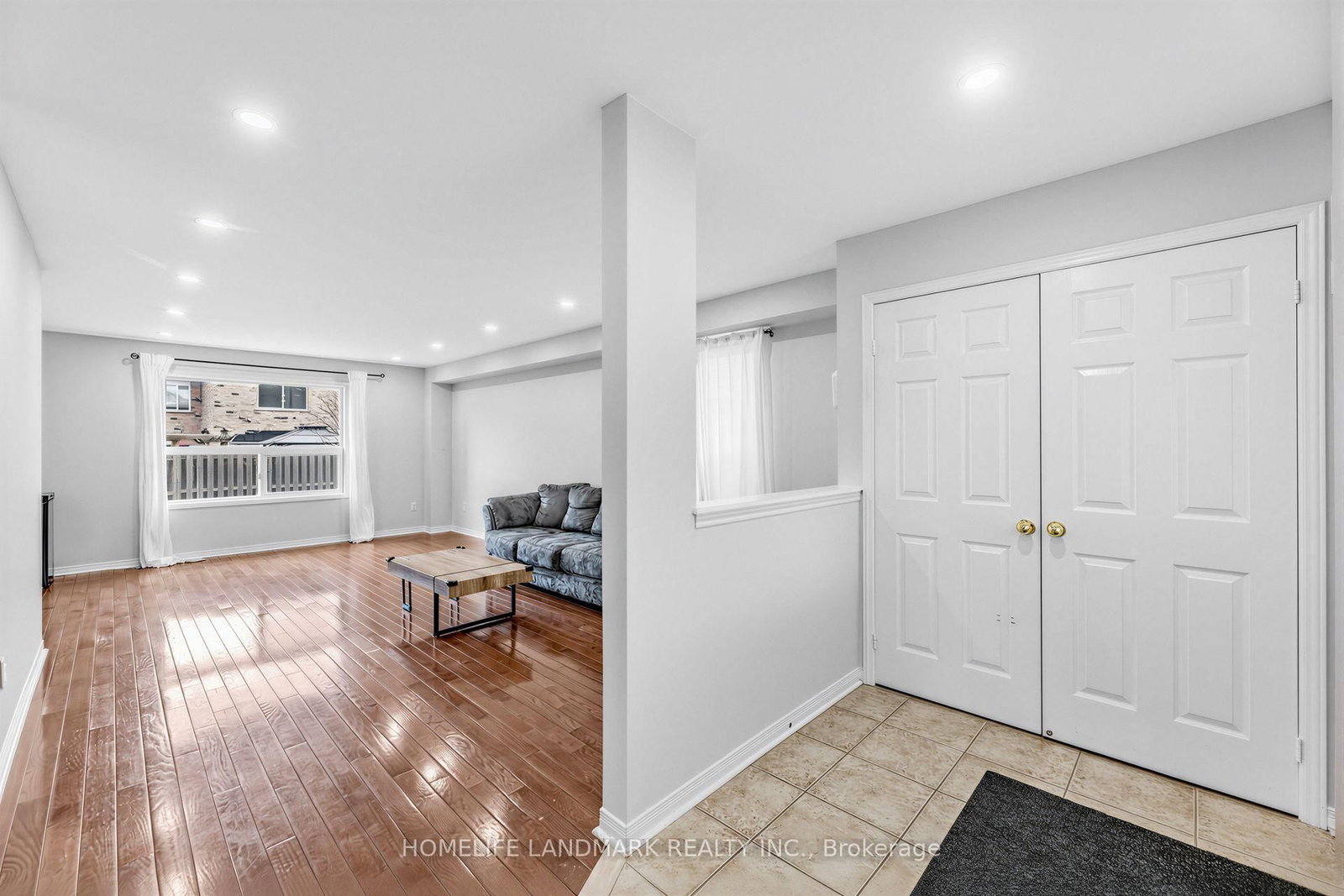 86 Laurier Avenue • Richmond Hill, ON photo 5