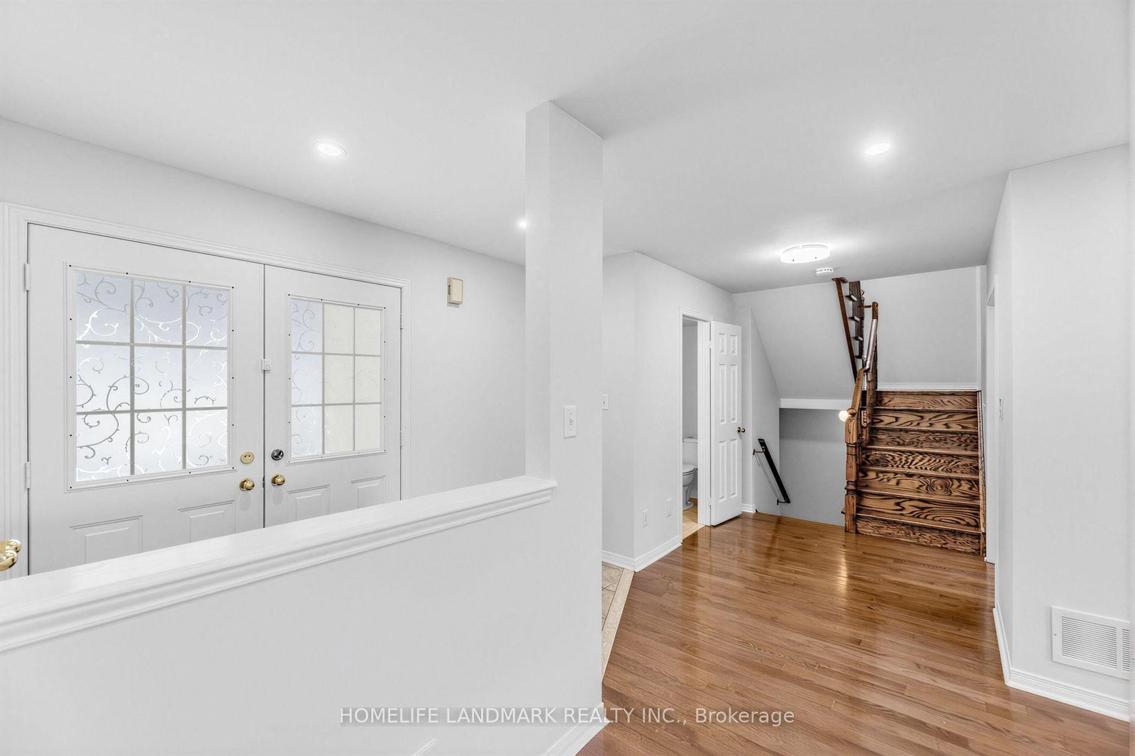86 Laurier Avenue • Richmond Hill, ON photo 8