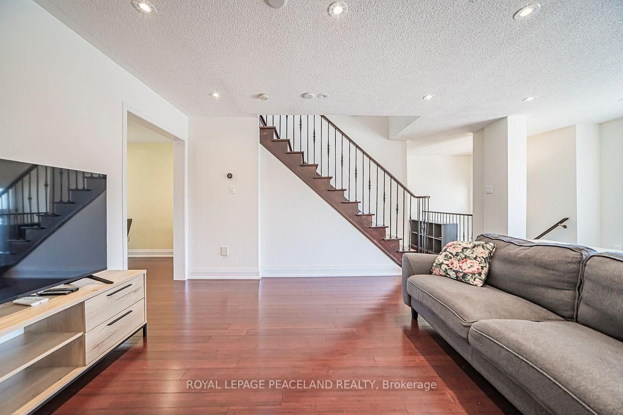 110 Foxfield Crescent • Vaughan, ON photo 11