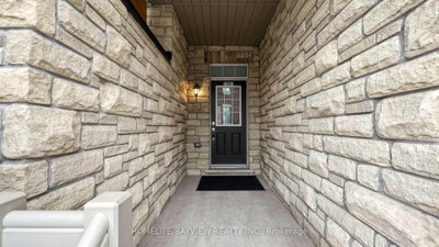 10981 Woodbine Avenue • Markham, ON photo 3