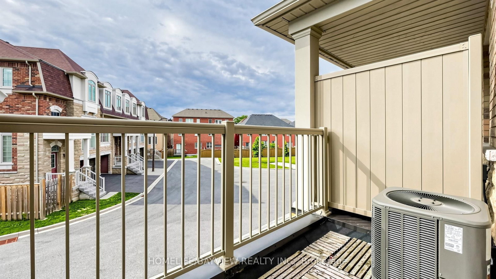 10981 Woodbine Avenue • Markham, ON photo 37
