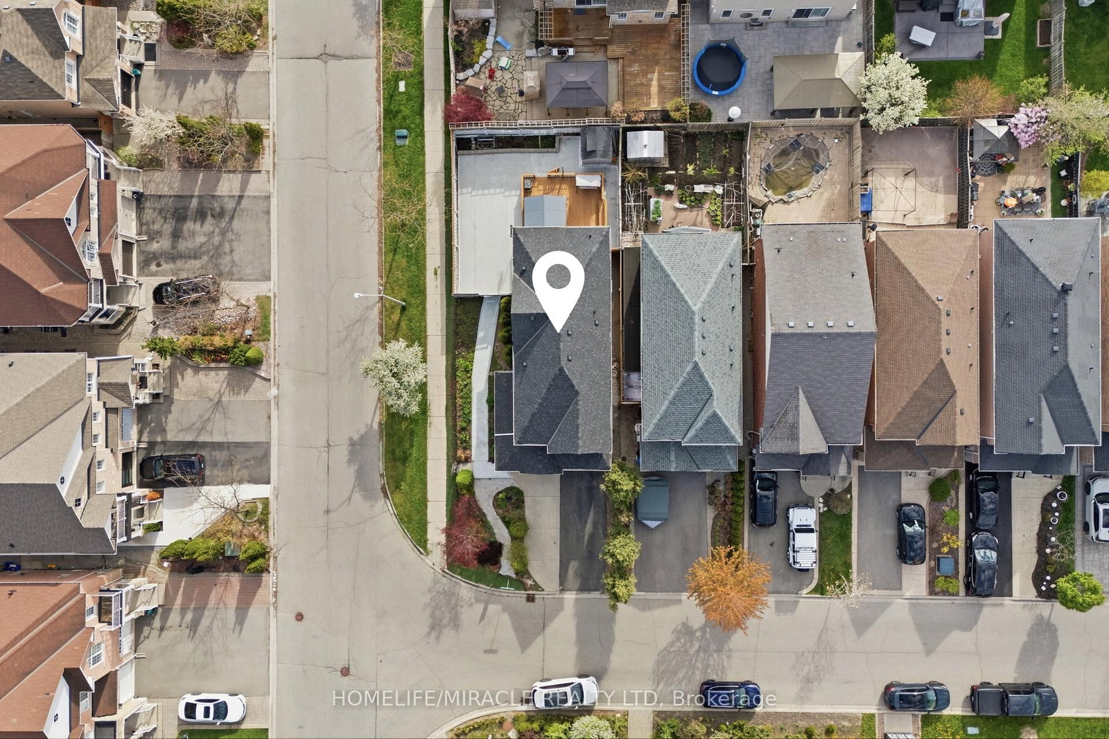 243 Venice Gate Drive • Vaughan, ON photo 47