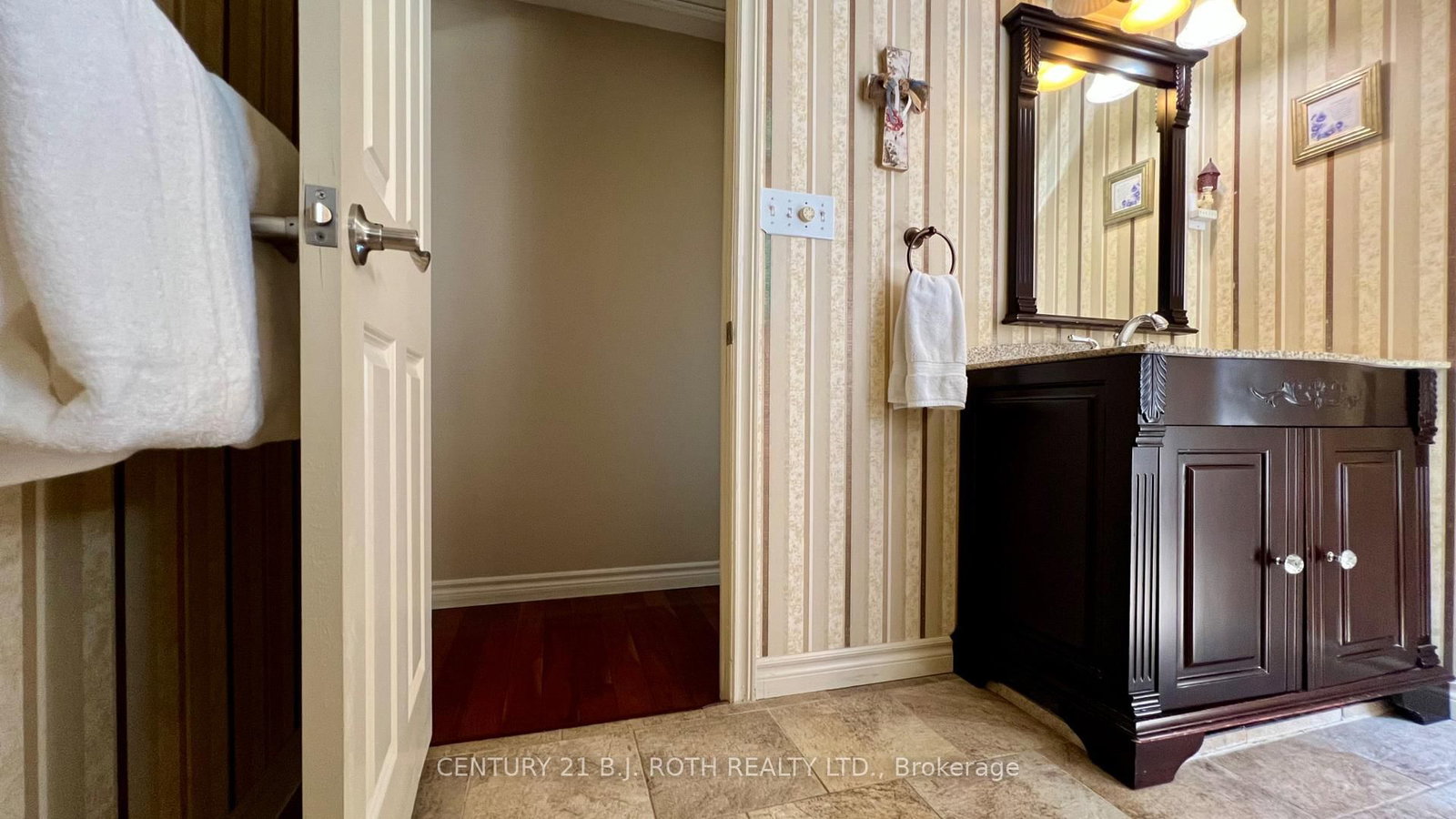 31 Corner Brook Trail • Innisfil, ON photo 13