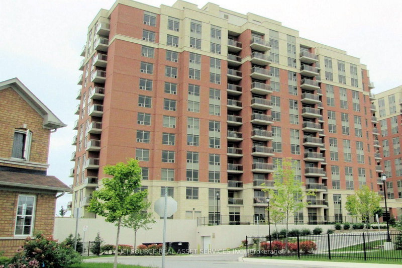 202 - 73 King William Crescent