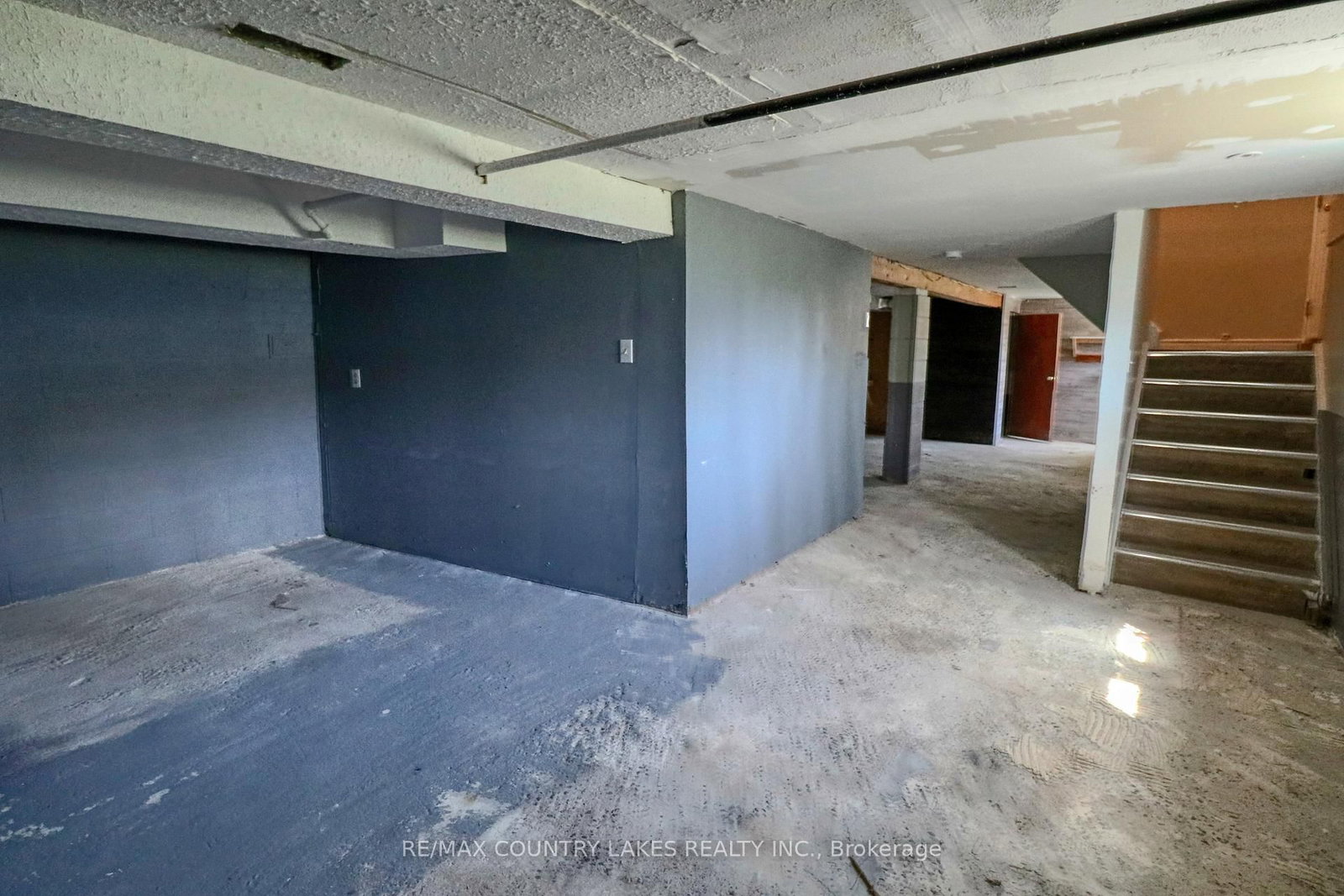 25035/7 Maple Beach Road • Brock, ON photo 18