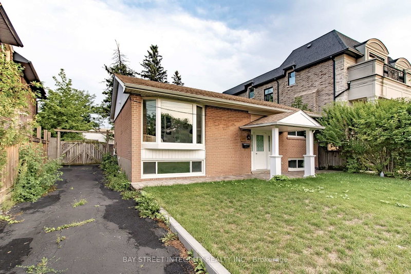 Basement 448 Fernleigh Circle S