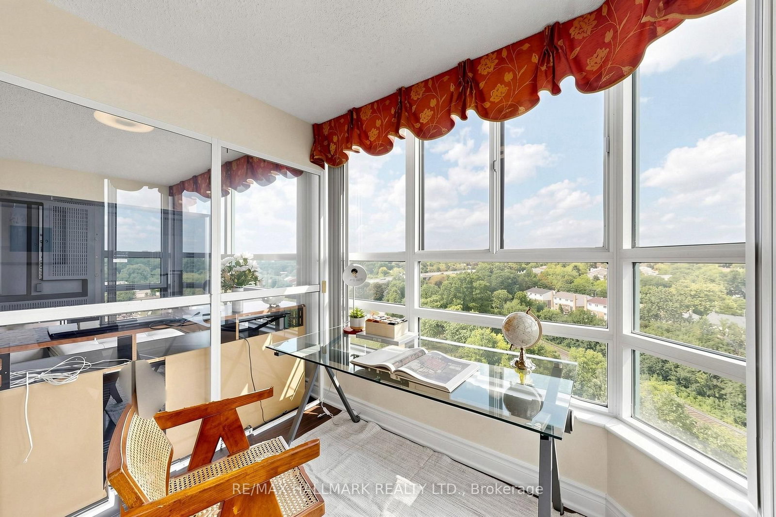 7905 Bayview Avenue • #1022 • Markham, ON photo 32