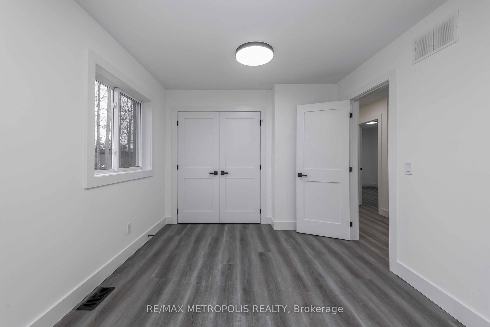 759 Innisfil Beach Rd, Innisfil, view 16