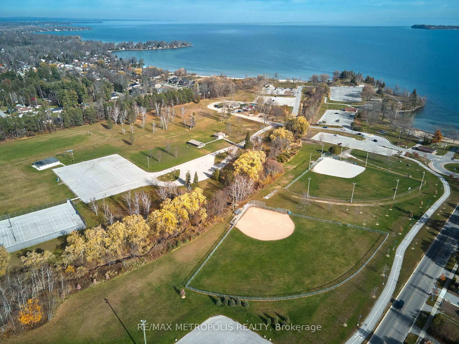 759 Innisfil Beach Rd, Innisfil, view 24