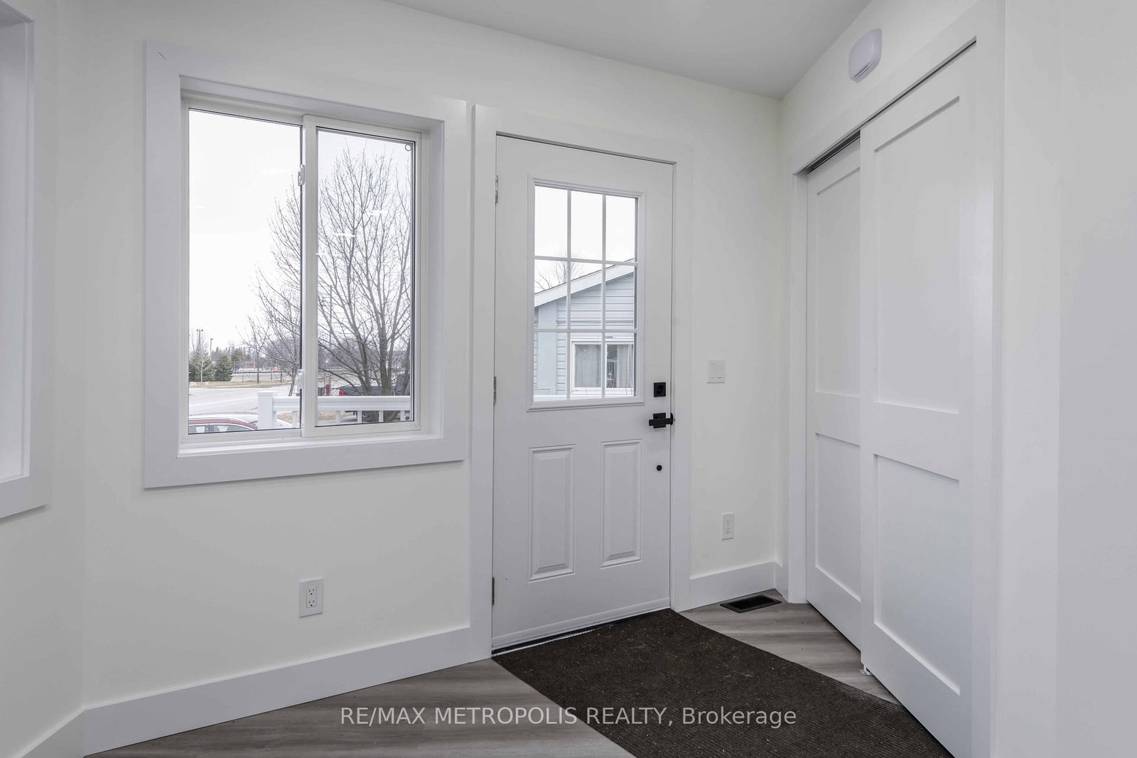 759 Innisfil Beach Rd, Innisfil, view 8