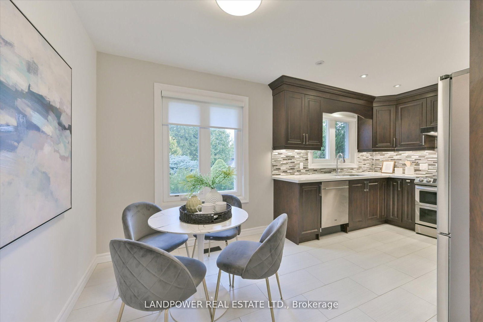 14 Carlton Road • Markham, ON photo 11