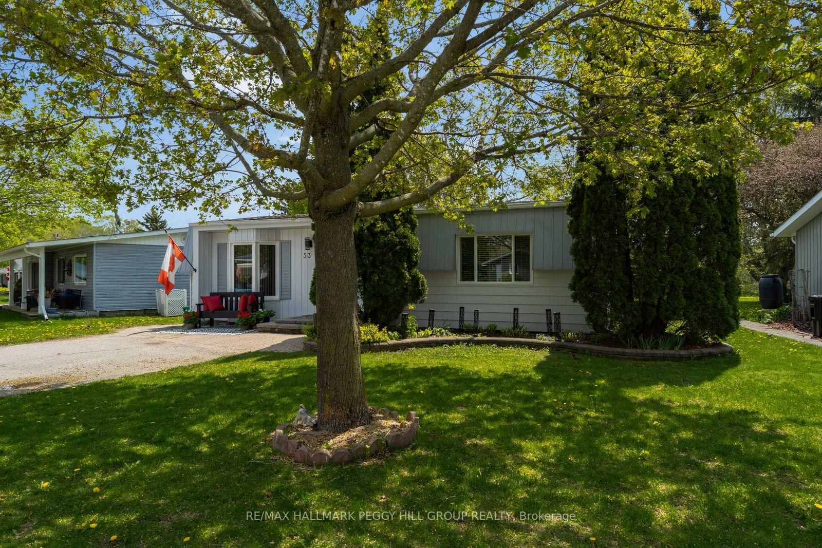 53 Corner Brook Trail • Innisfil, ON photo 1