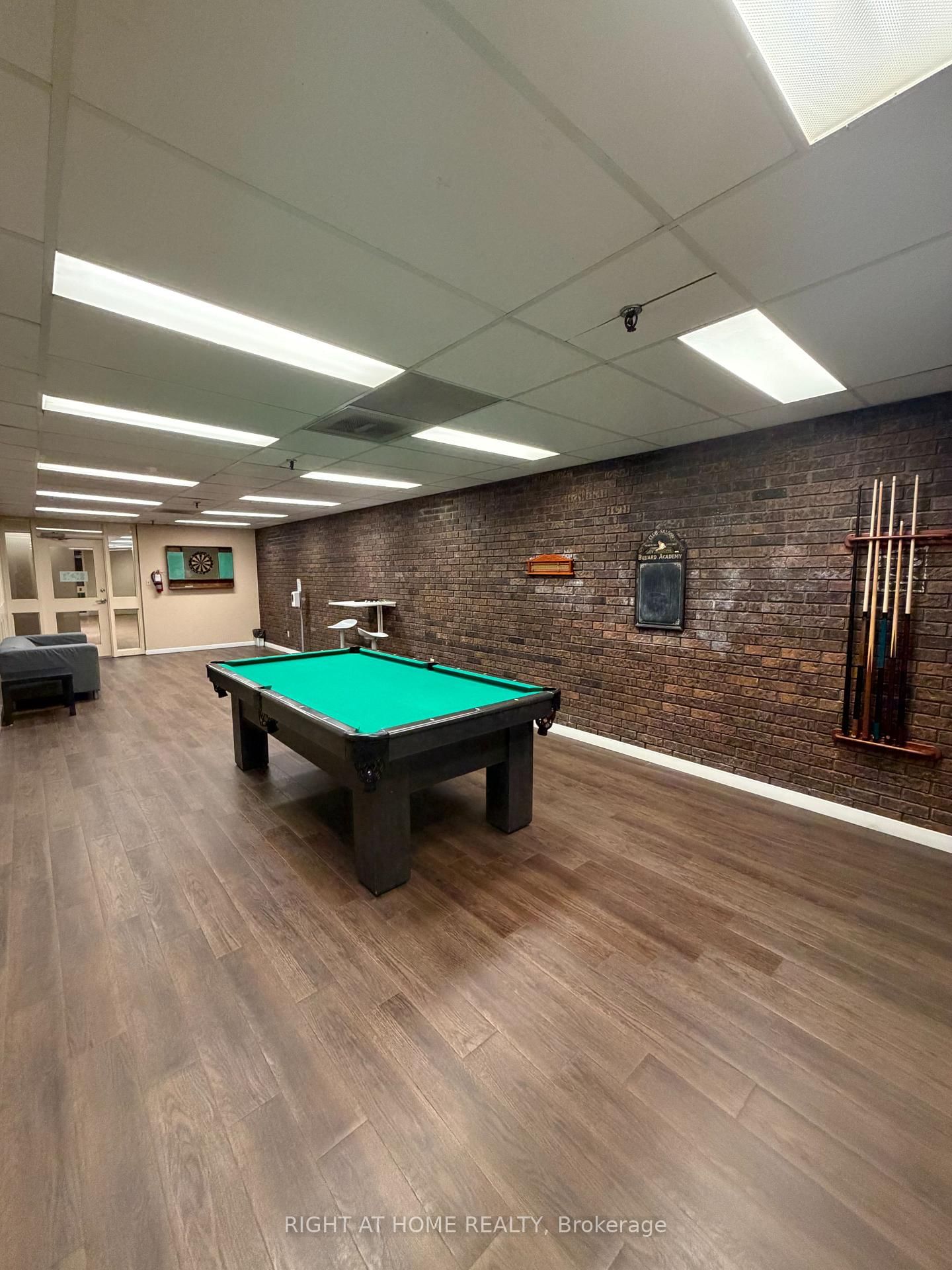 60 Inverlochy Boulevard • #802 • Markham, ON photo 21