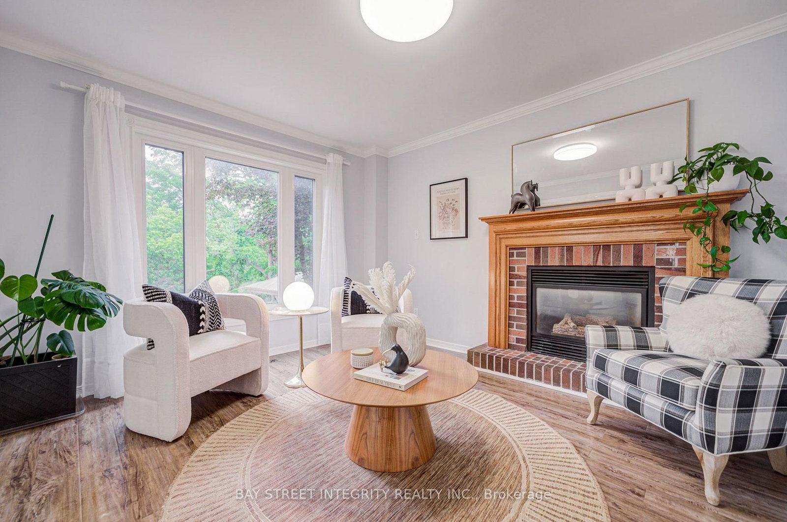 753 College Manor Drive • Newmarket, ON photo 16