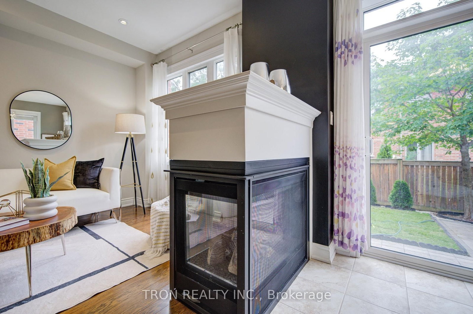 33 Mazarine Lane • Richmond Hill, ON photo 18