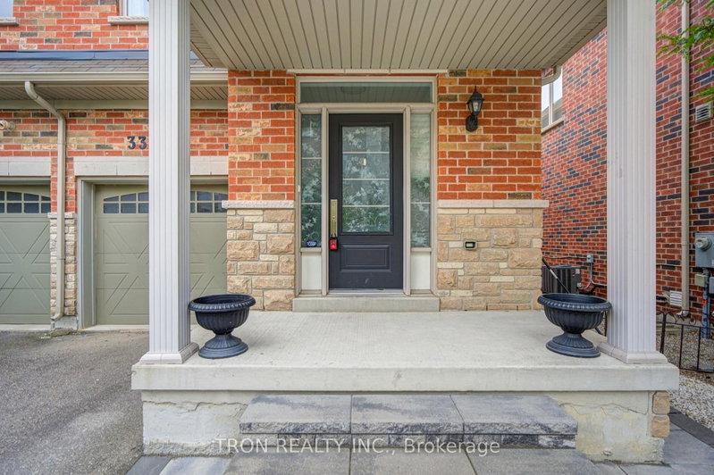 33 Mazarine Lane