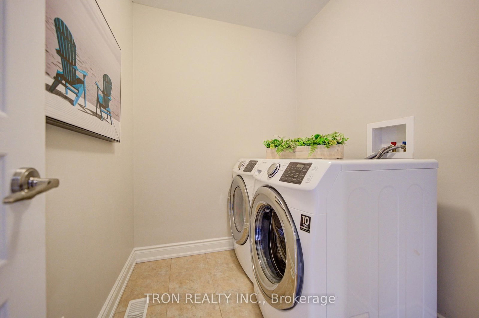 33 Mazarine Lane • Richmond Hill, ON photo 35