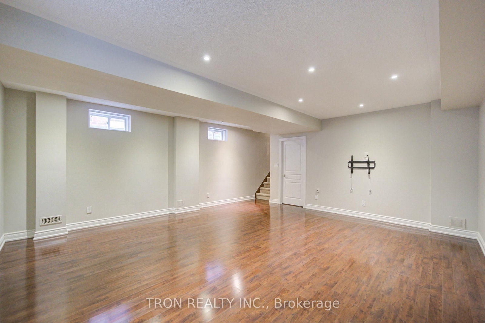 33 Mazarine Lane • Richmond Hill, ON photo 42