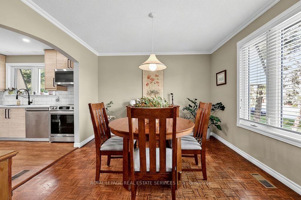 207 Camilla Crescent • Essa, ON photo 11